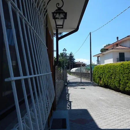 Amo' Le Langhe Panzió 3*