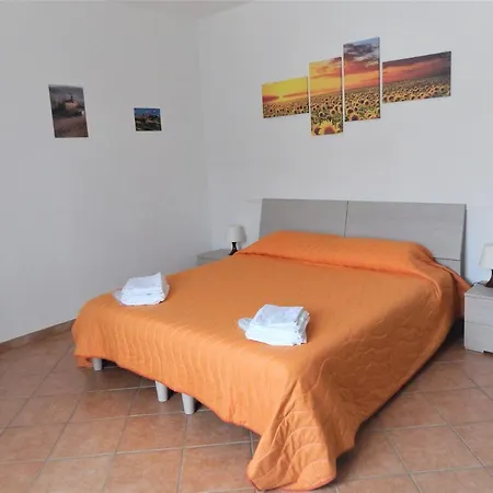 Amo' Le Langhe לינה וארוחת בוקר 3*