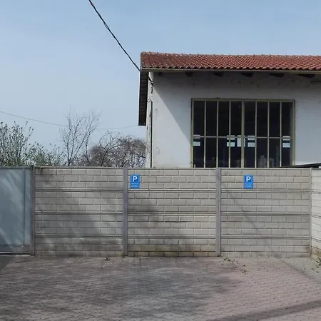 Amo' Le Langhe Panzió 3*